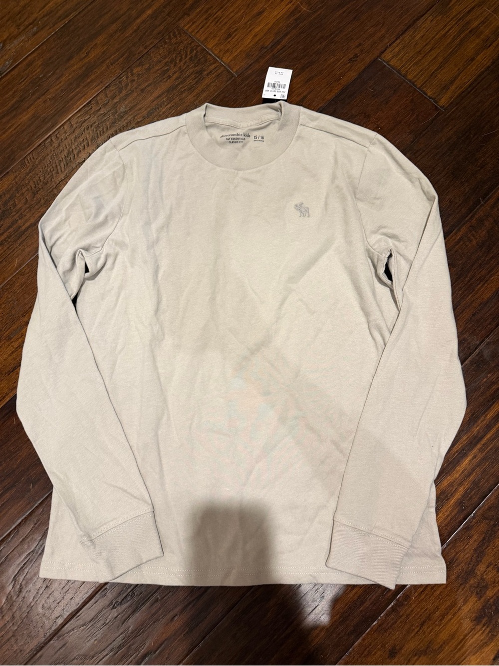 Abercrombie & Fitch Kids Long-Sleeve Crew Tee — Light Taupe NWT